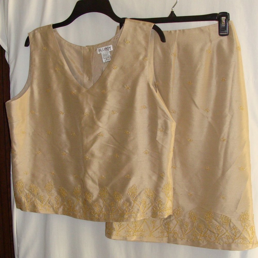 Vintage ALLISON TAYLOR Golden Beige RAW SILK Embroidered 2 pc Top & Skirt Sz 16